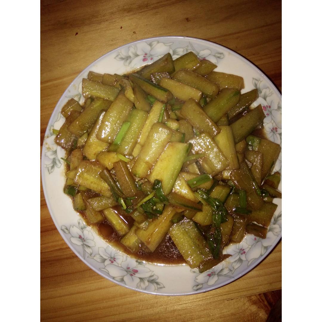 干锅耗油黄瓜