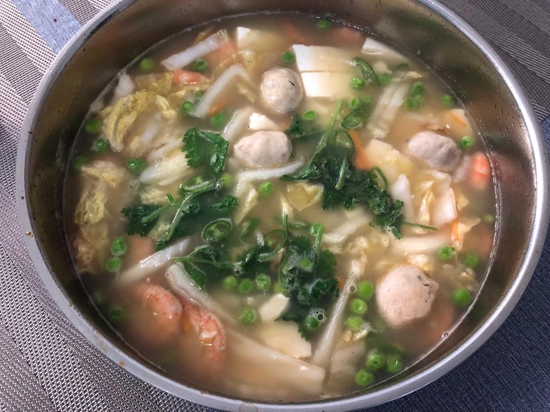 【好喝的虾仁豆腐汤 做法简单汤汁鲜美可口图片】rhcvhdv_下厨房