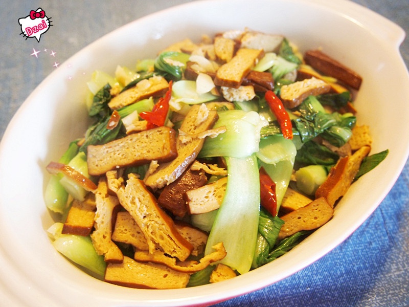 小佳dzai78做的油菜炒香干