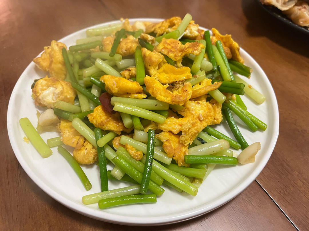 蒜薹炒鸡蛋