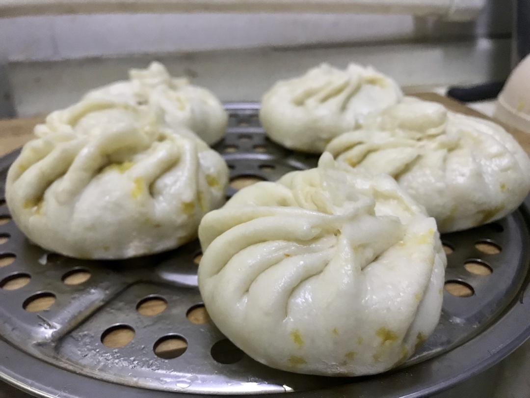 胡萝卜木耳鸡蛋素包子