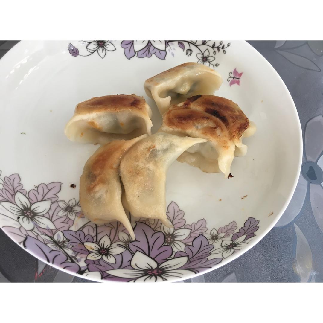 超级简单做煎饺