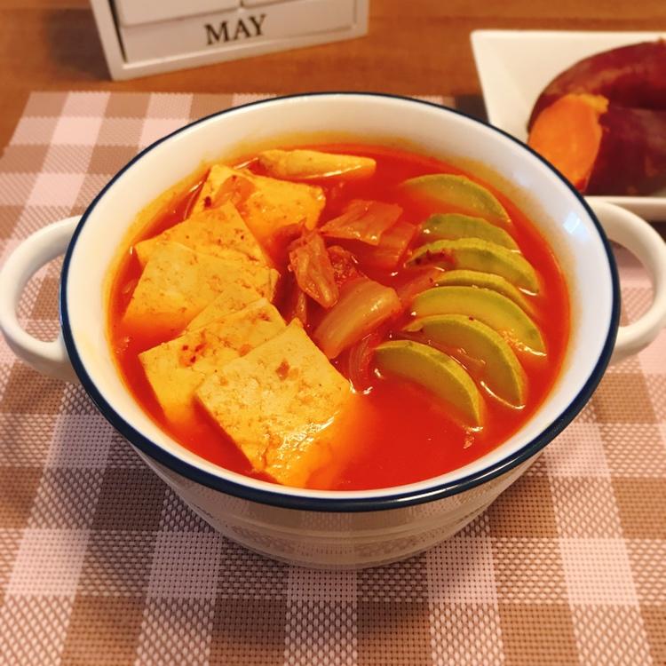 辣白菜豆腐汤