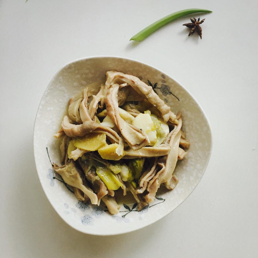 大蒜烧肚条