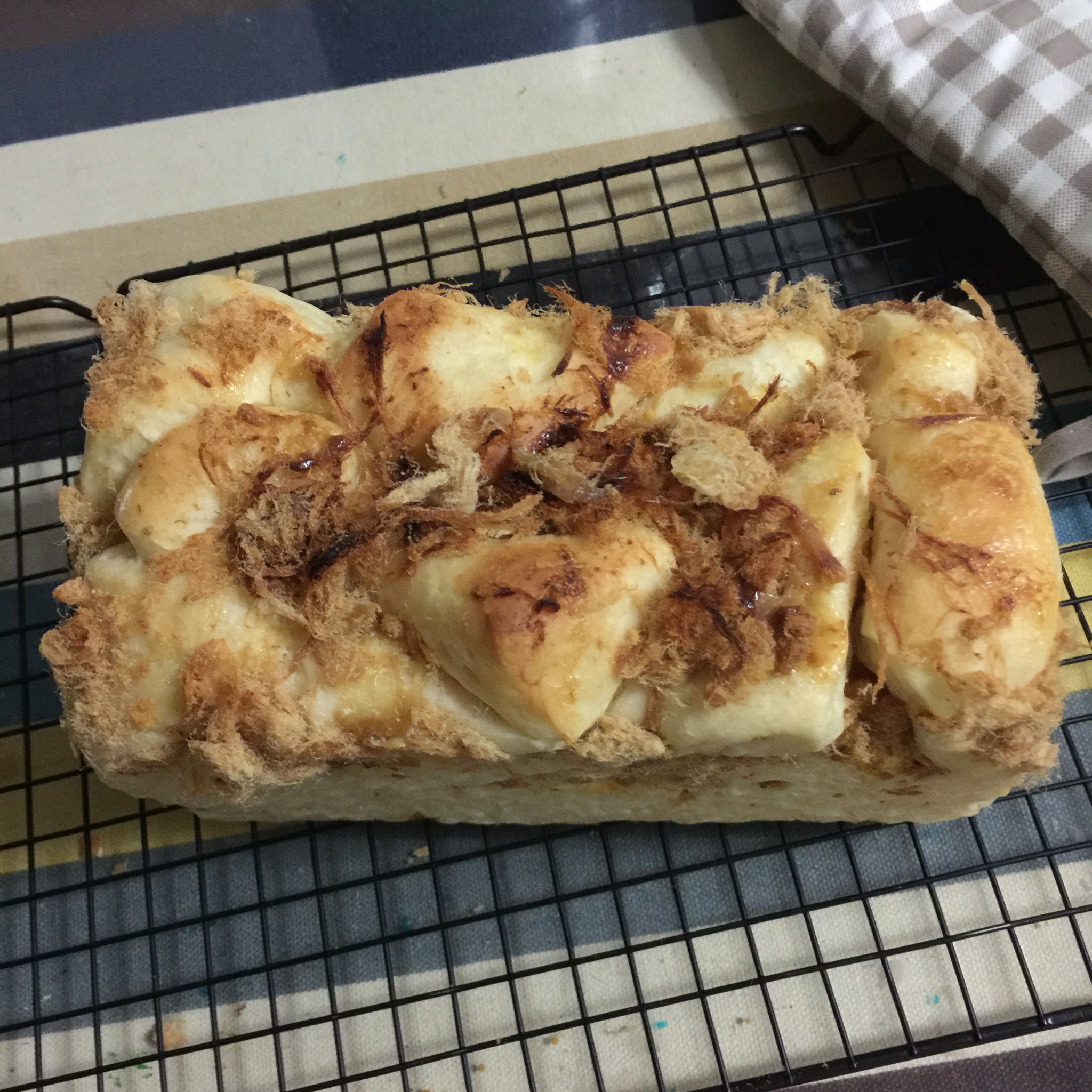 肉松手撕面包—超软会爆浆的面包哟