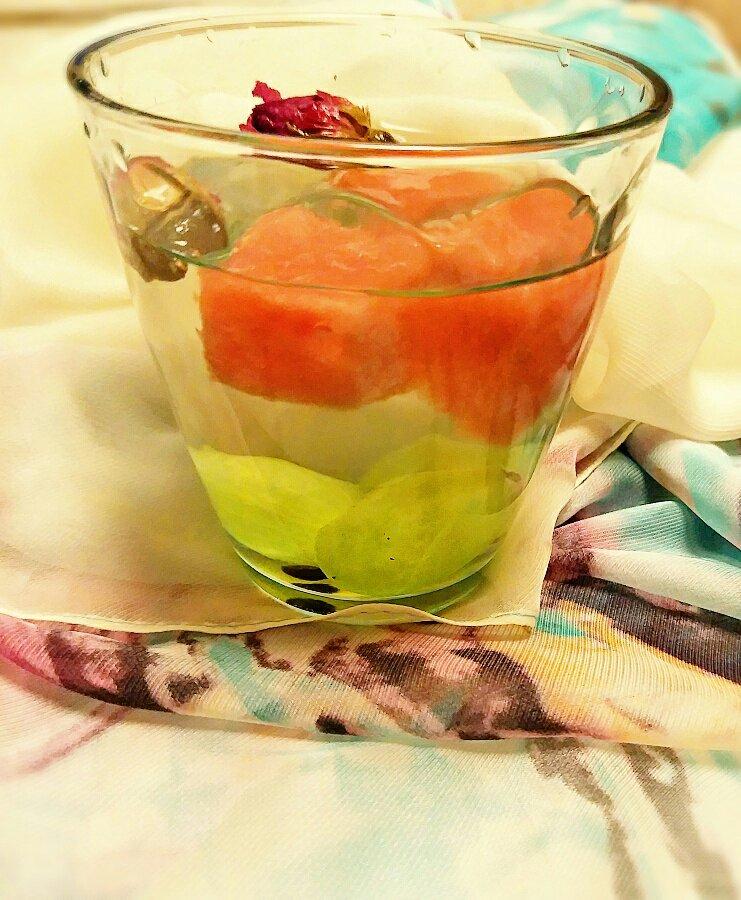 夏日特饮-玫瑰青提西瓜水