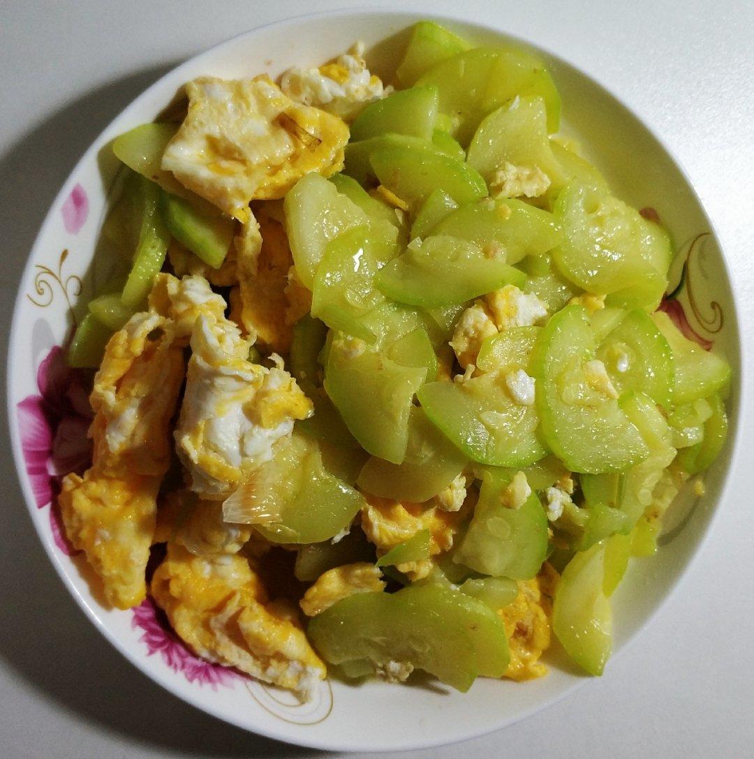 鸡蛋炒西葫芦