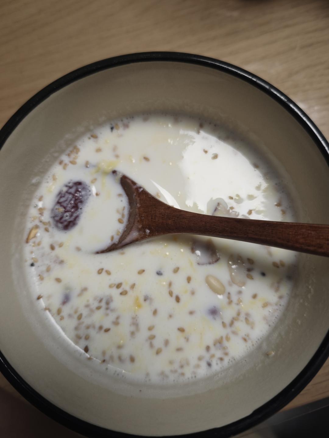 牛奶鸡蛋醪糟 冬日里最爱的甜品汤