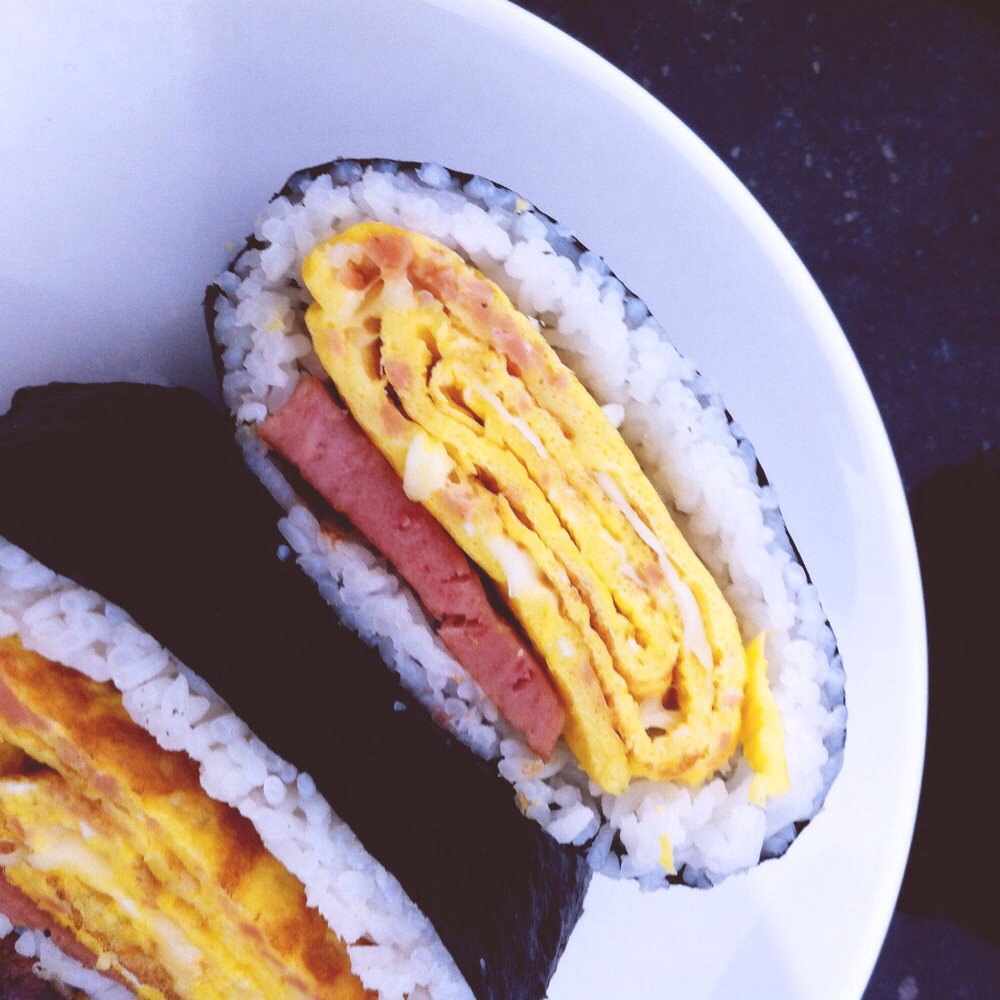 不用捏的饭团(おにぎらず)