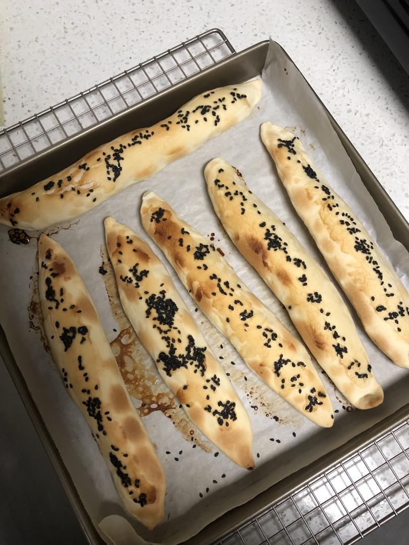 不用发面，简单易做，酥脆可口的空心糖烧饼