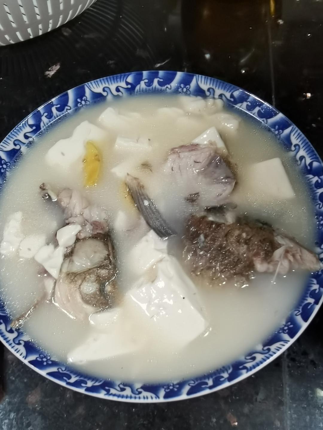 鲜香鲫鱼汤（不腥，下奶，老少皆宜）