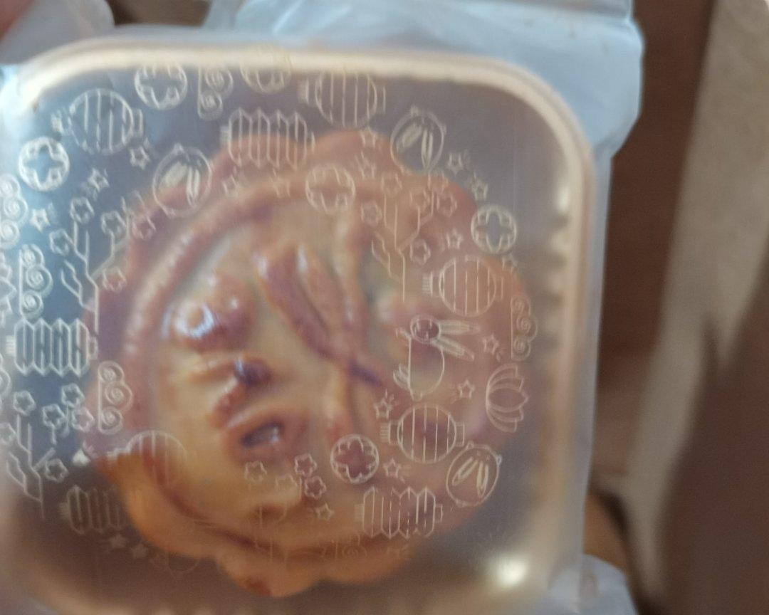 枣泥核桃馅广式月饼