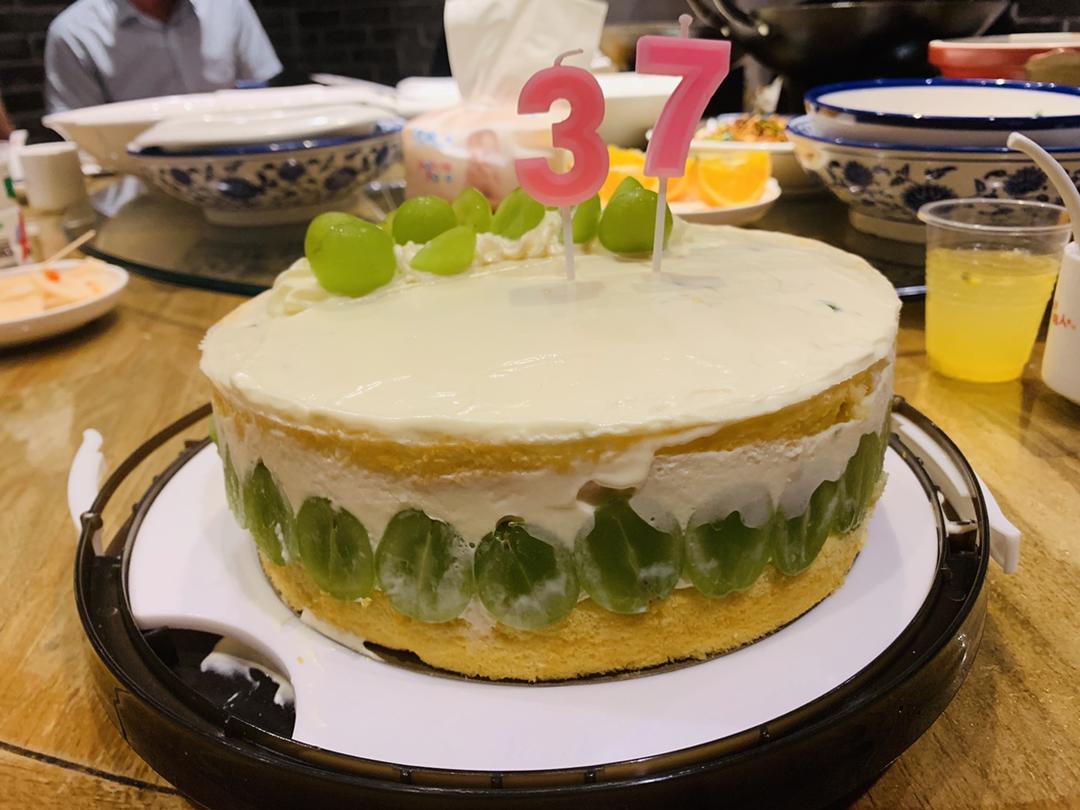 青柠青提慕斯蛋糕