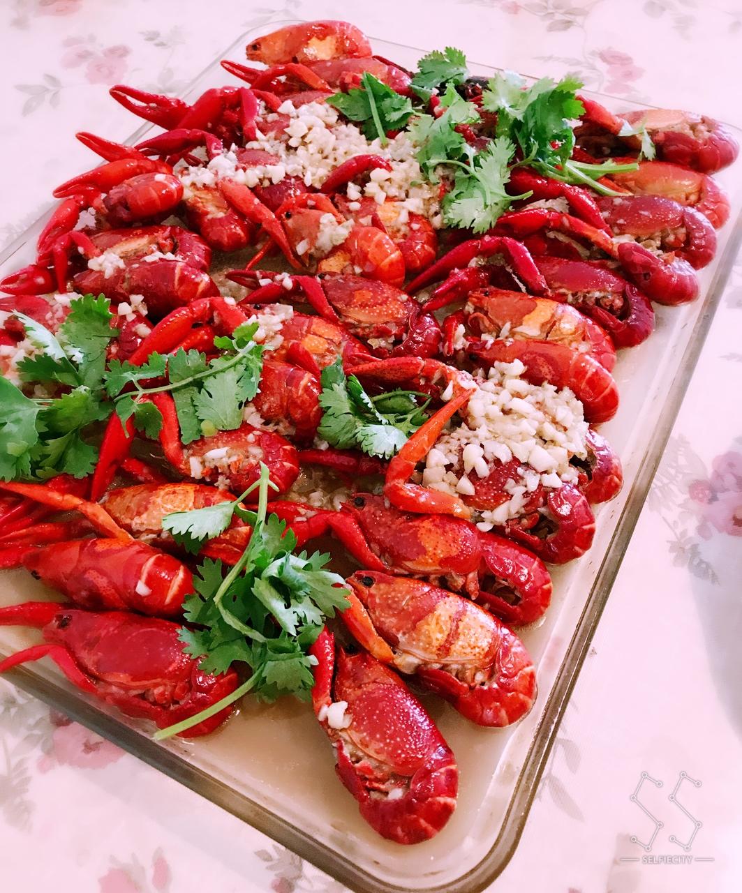 蒜泥龙虾