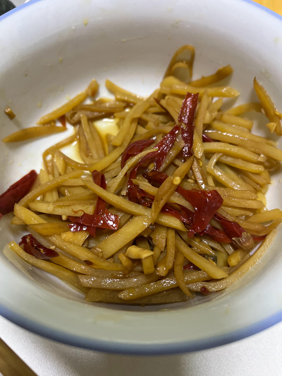 酸辣土豆丝的家常做法 超级下饭