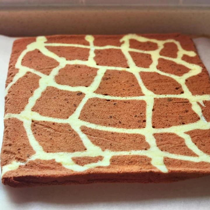 奶牛蛋糕卷+长颈鹿蛋糕卷