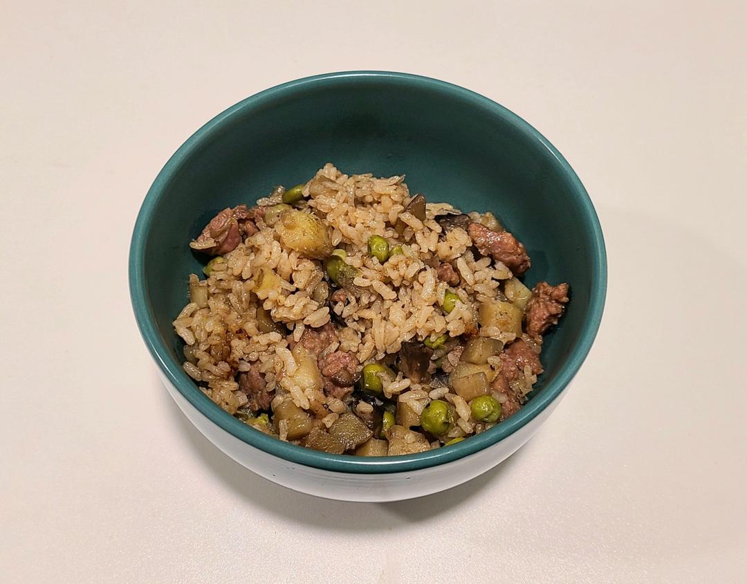 土豆焖饭（电饭锅版）