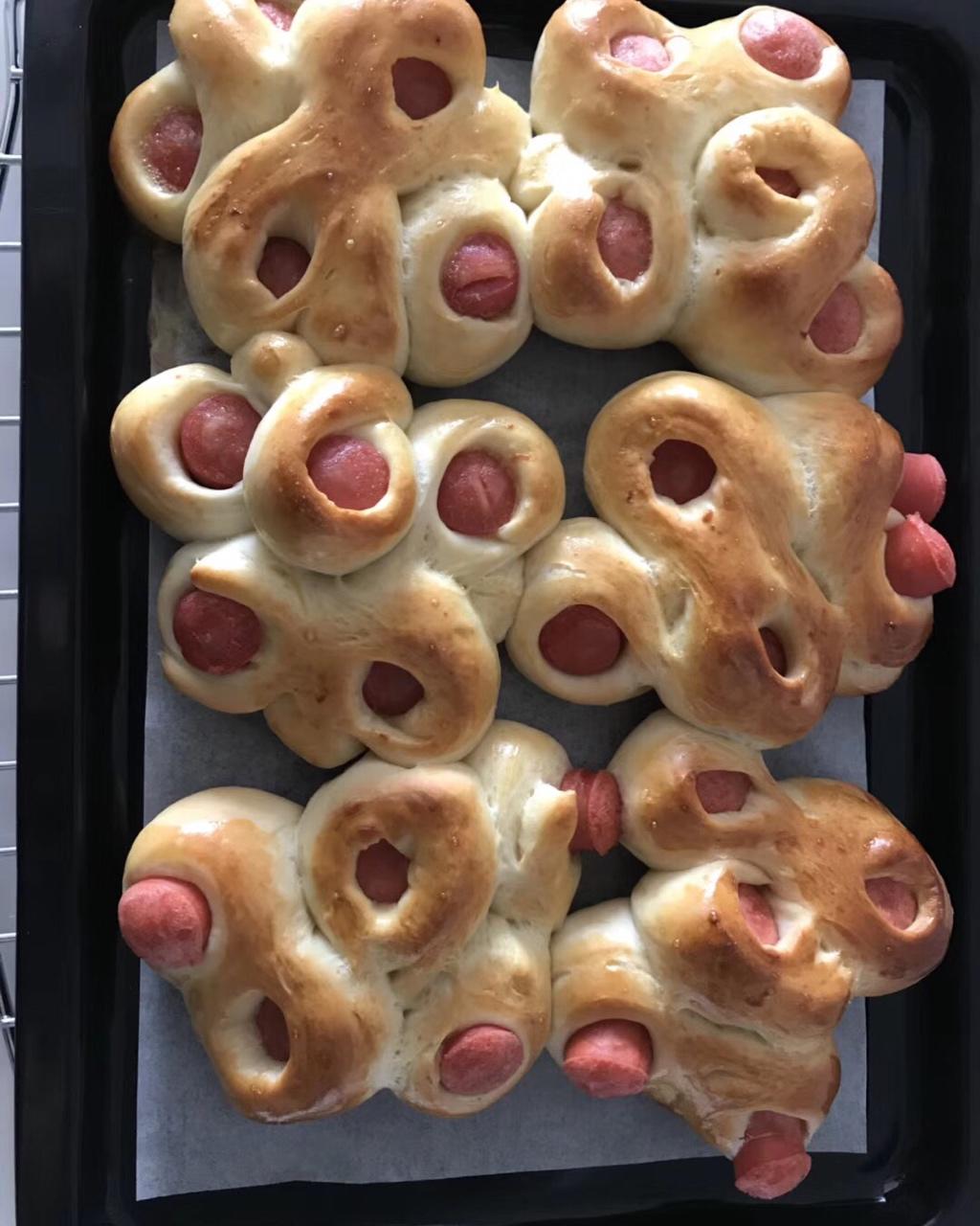 香肠花式面包