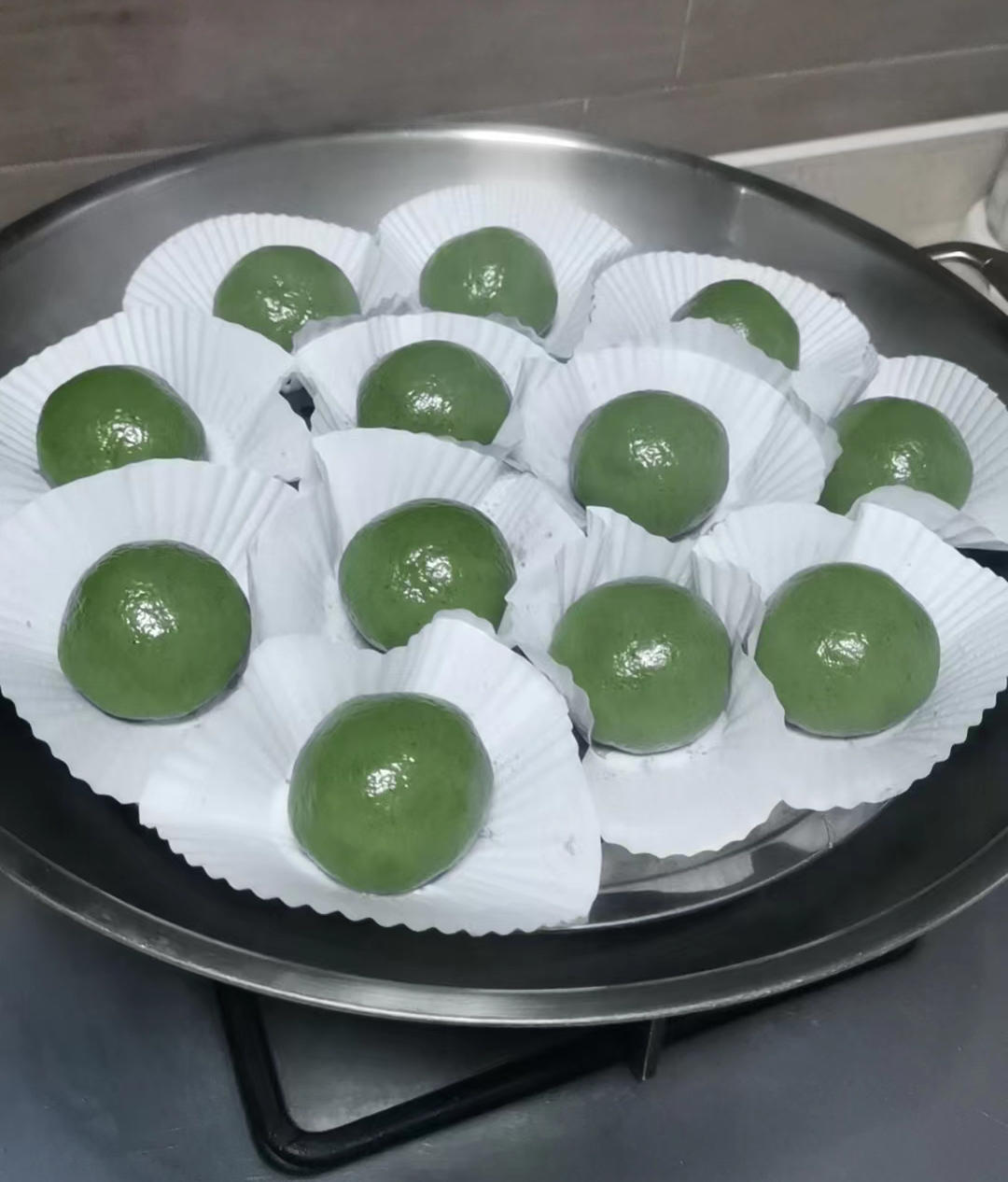 艾草青团（冷藏1天的团子不变硬，口感依然Q弹)的做法