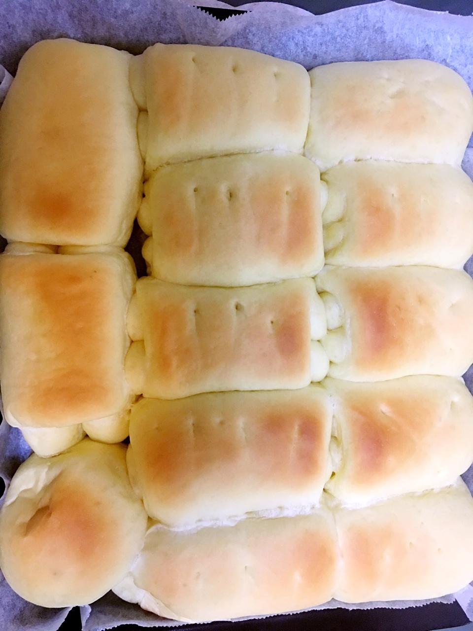 软到不知所措的牛奶卷