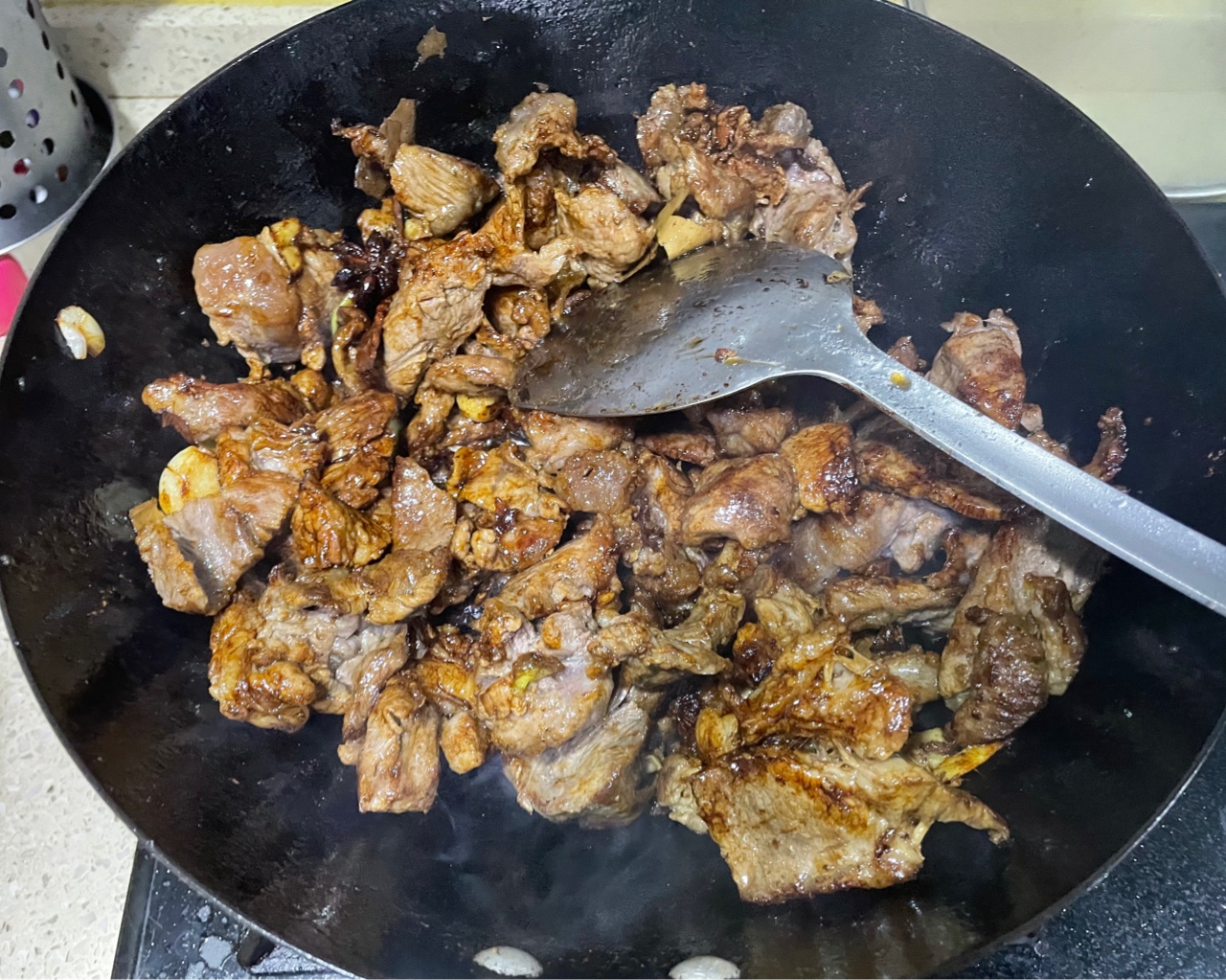 萝卜牛腩牛肉煲