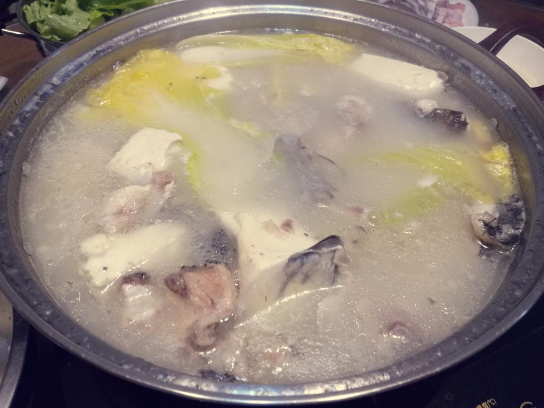 鱼头火锅