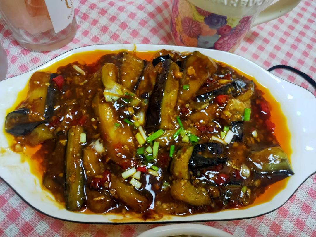 开胃下饭菜！巨简单的家常鱼香茄子煲