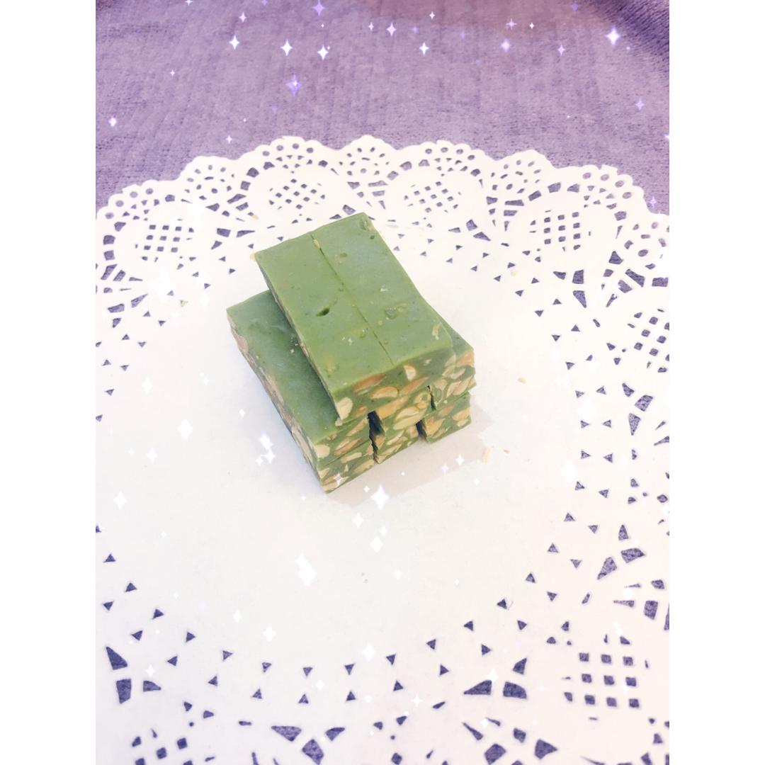 抹茶杏仁牛轧糖