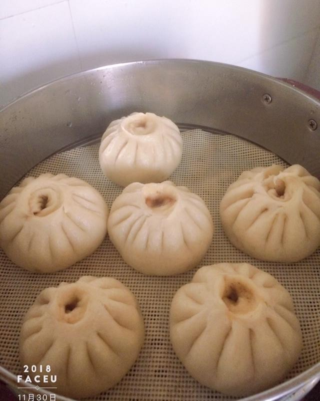 鲜肉包子