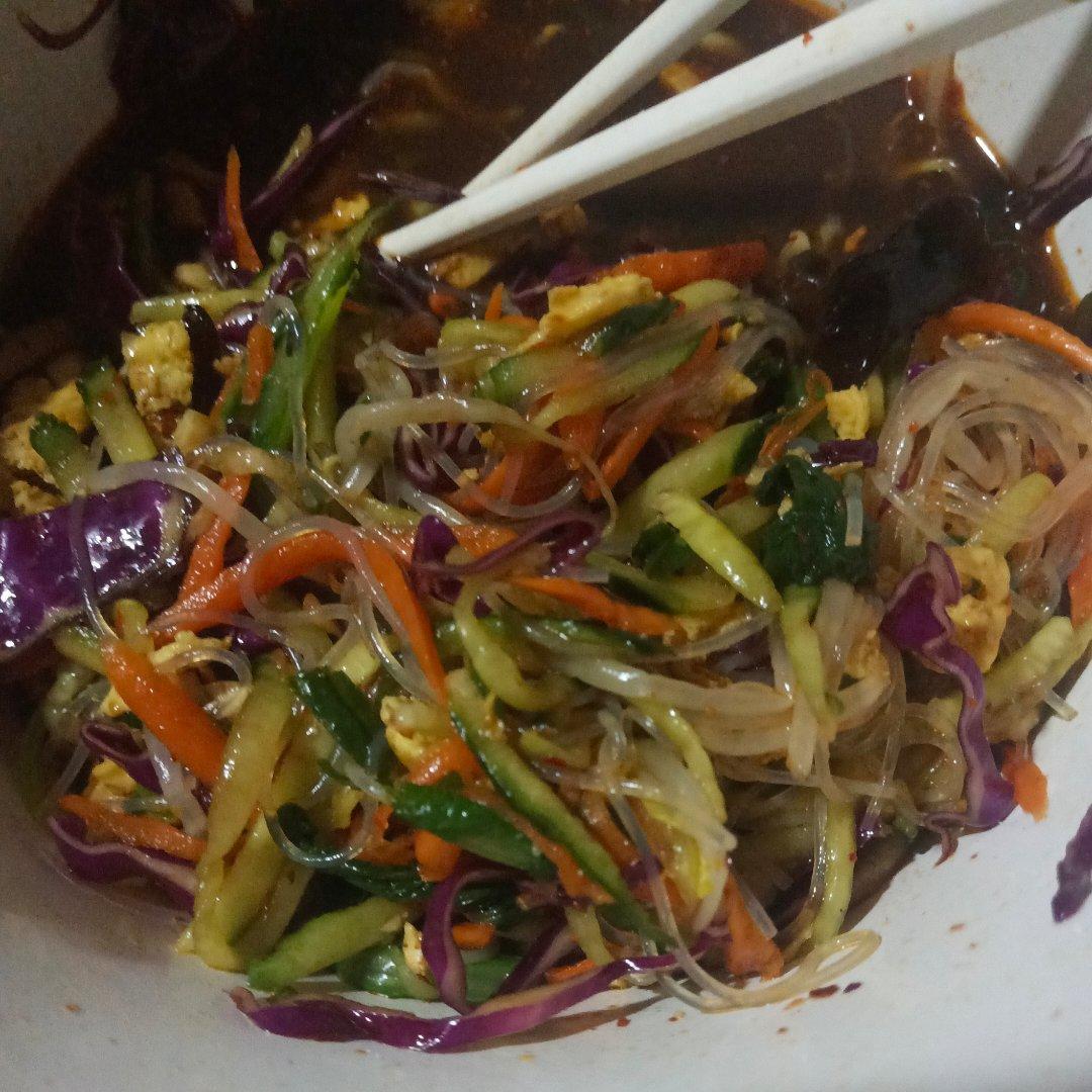 一盆才300卡的东北大拌菜