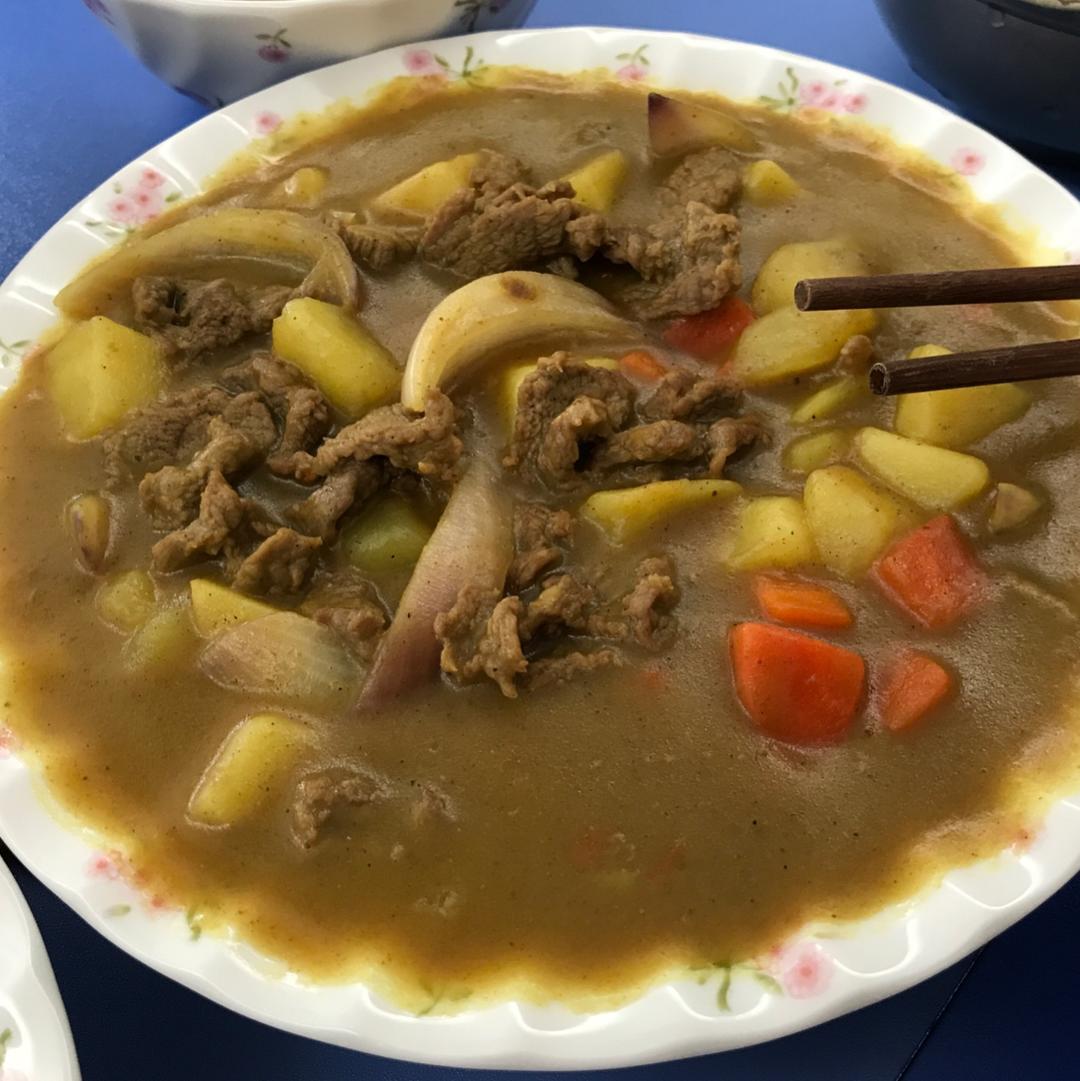 蓓卡做的咖喱牛柳