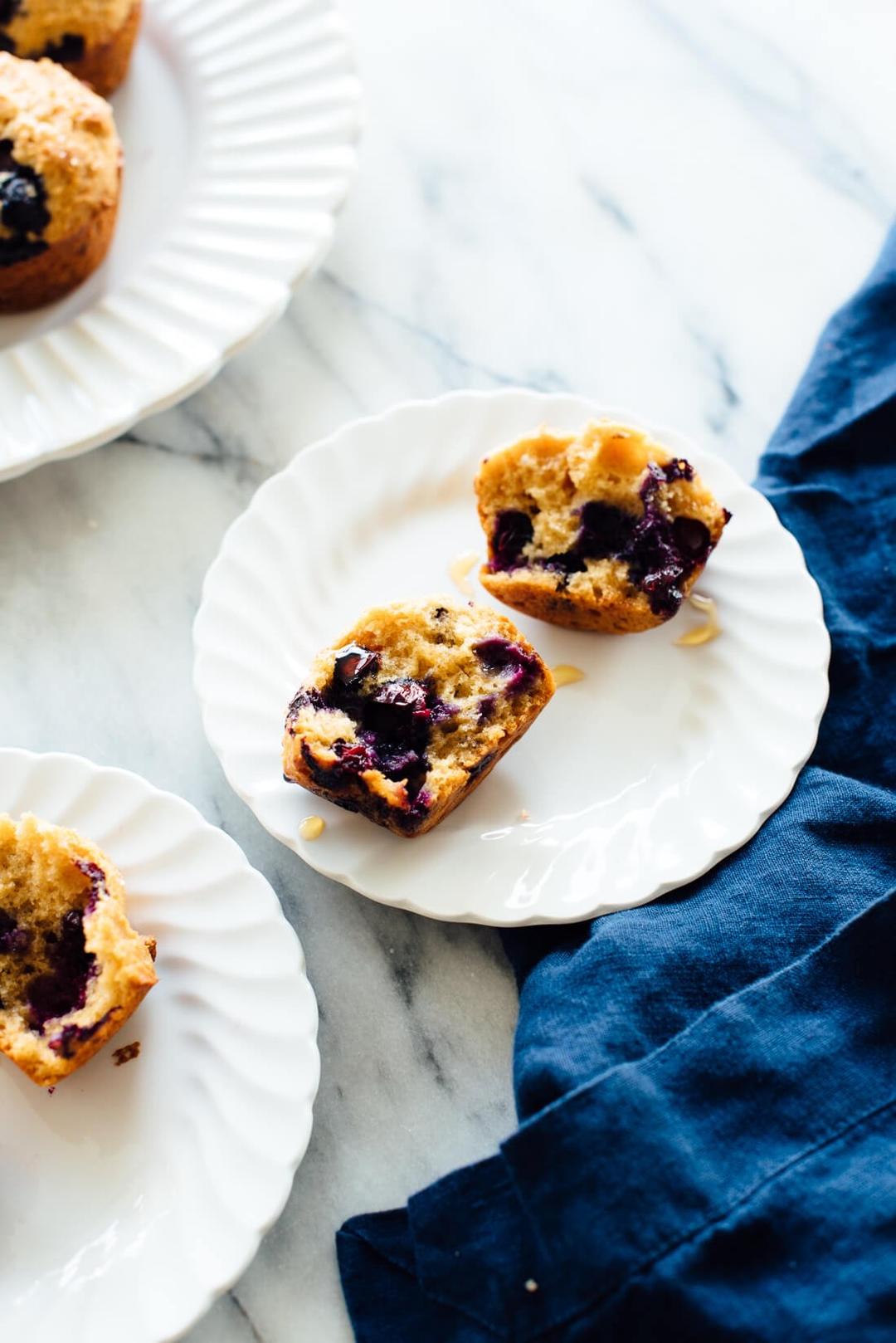 healthy blueberry muffins