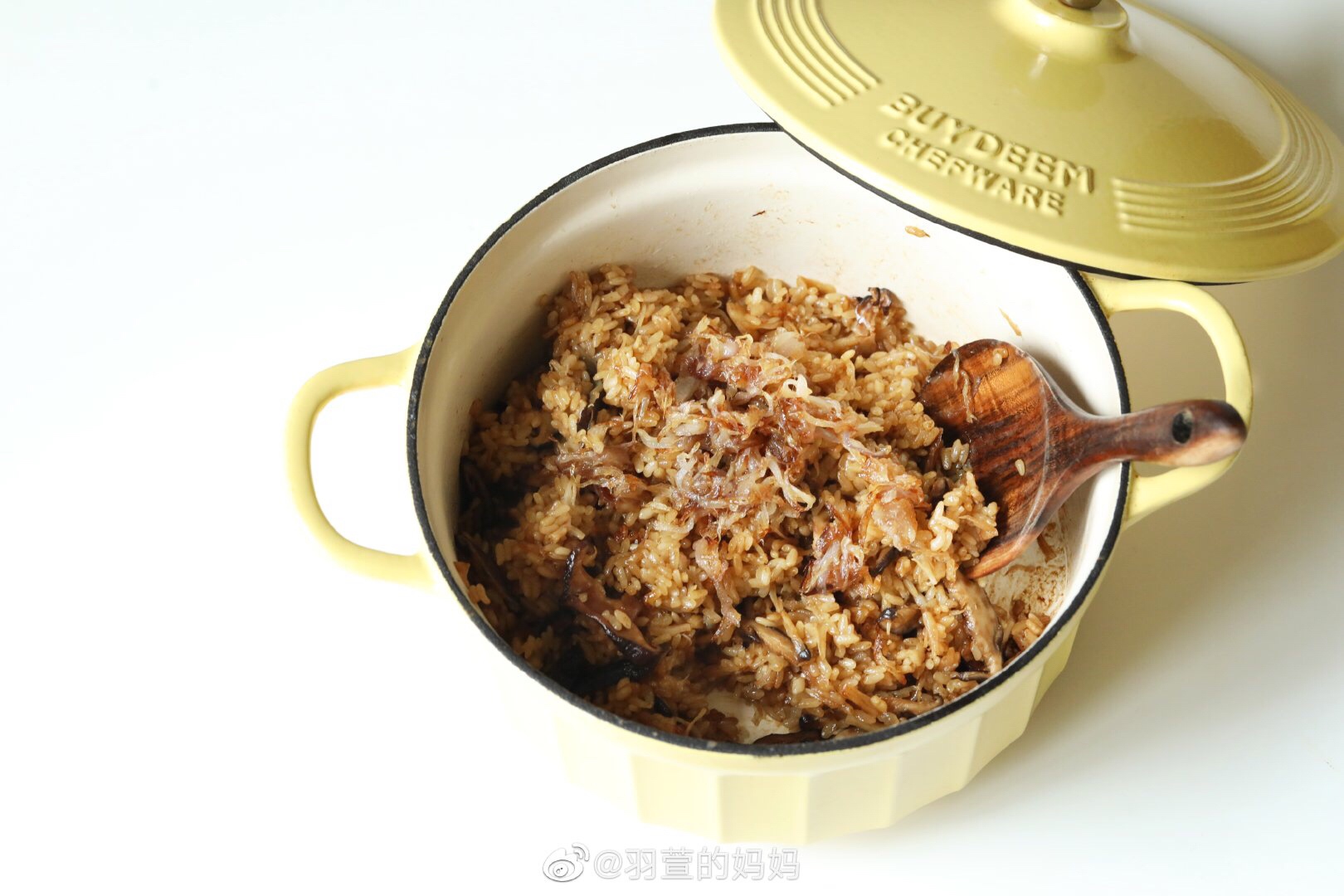 北鼎铸铁锅食谱｜干贝香菇糯米油饭的做法