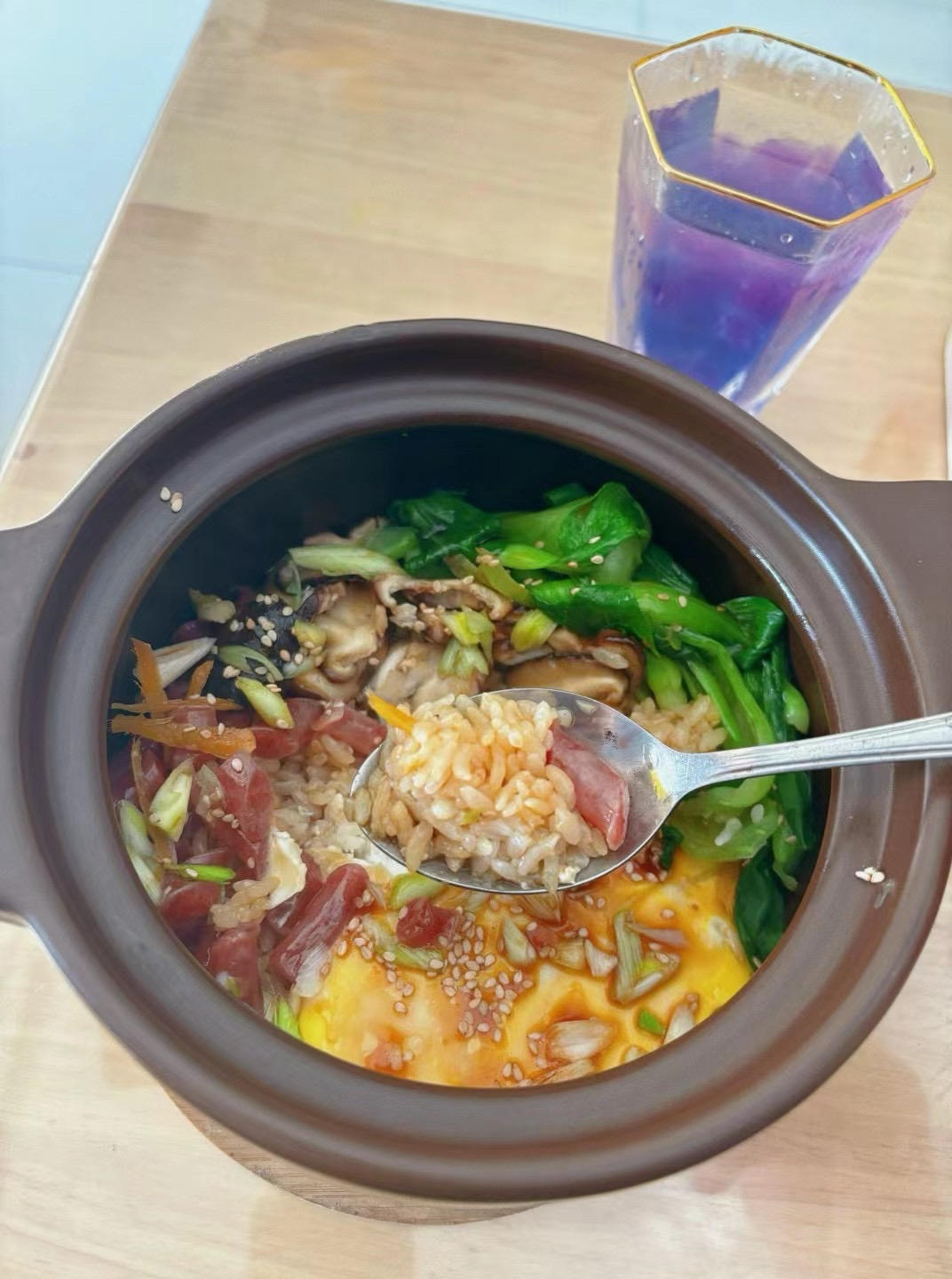 香肠煲仔饭