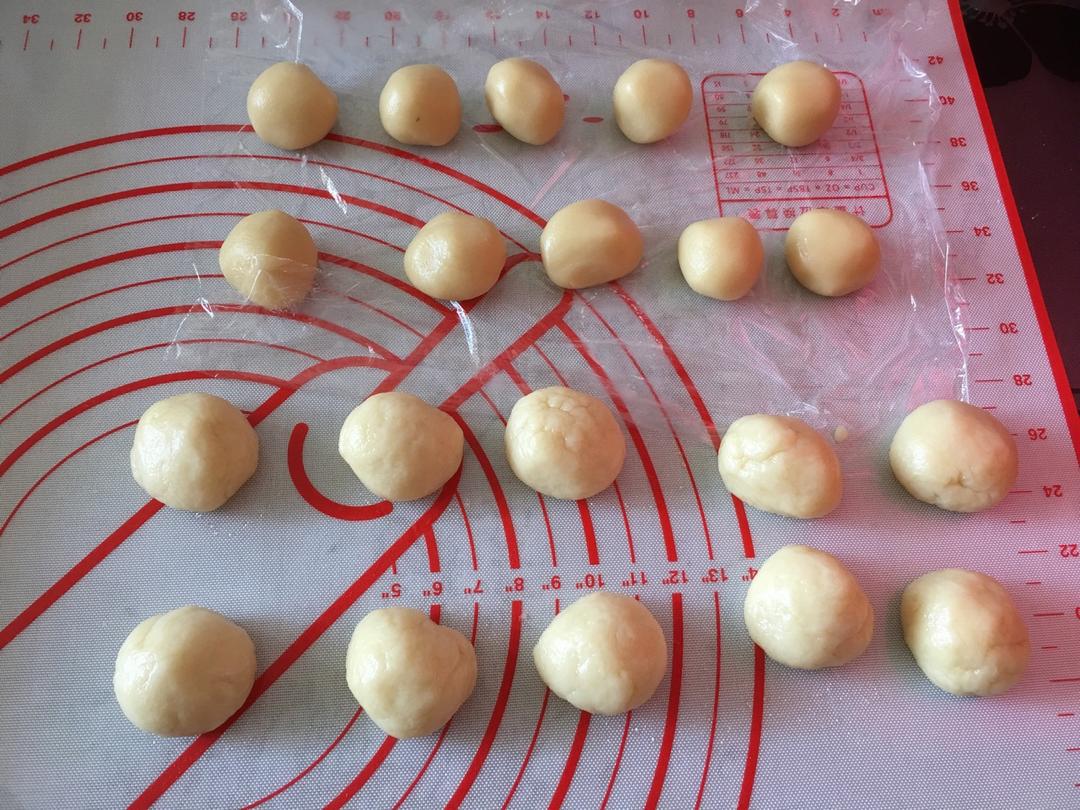 啊～五环蛋黄酥