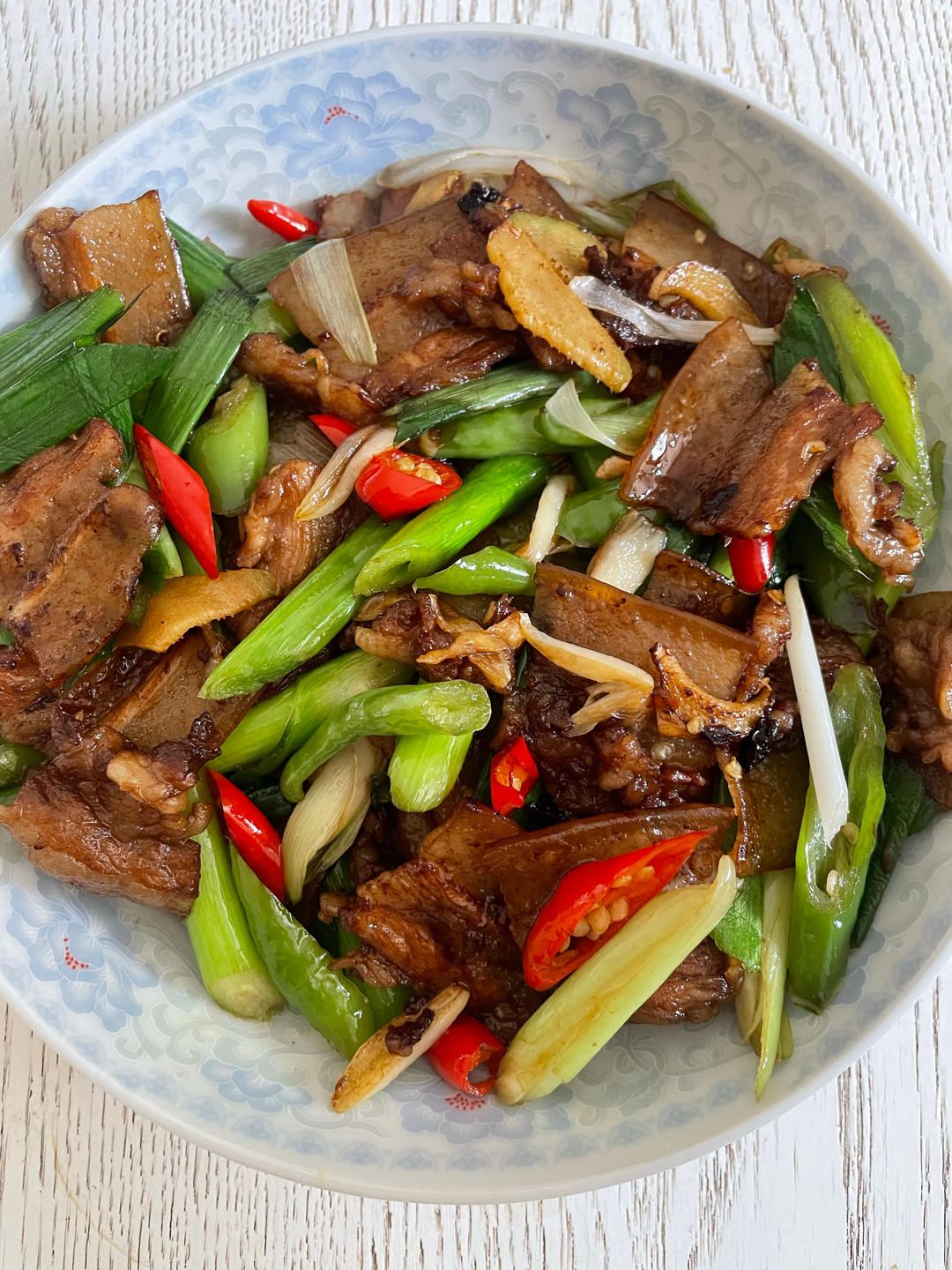 厨师长教你：“小炒五花肉”的家常做法，简单易学，下饭一绝
