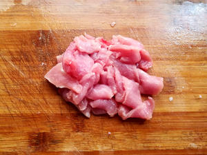 莴笋炒肉片的做法 步骤1