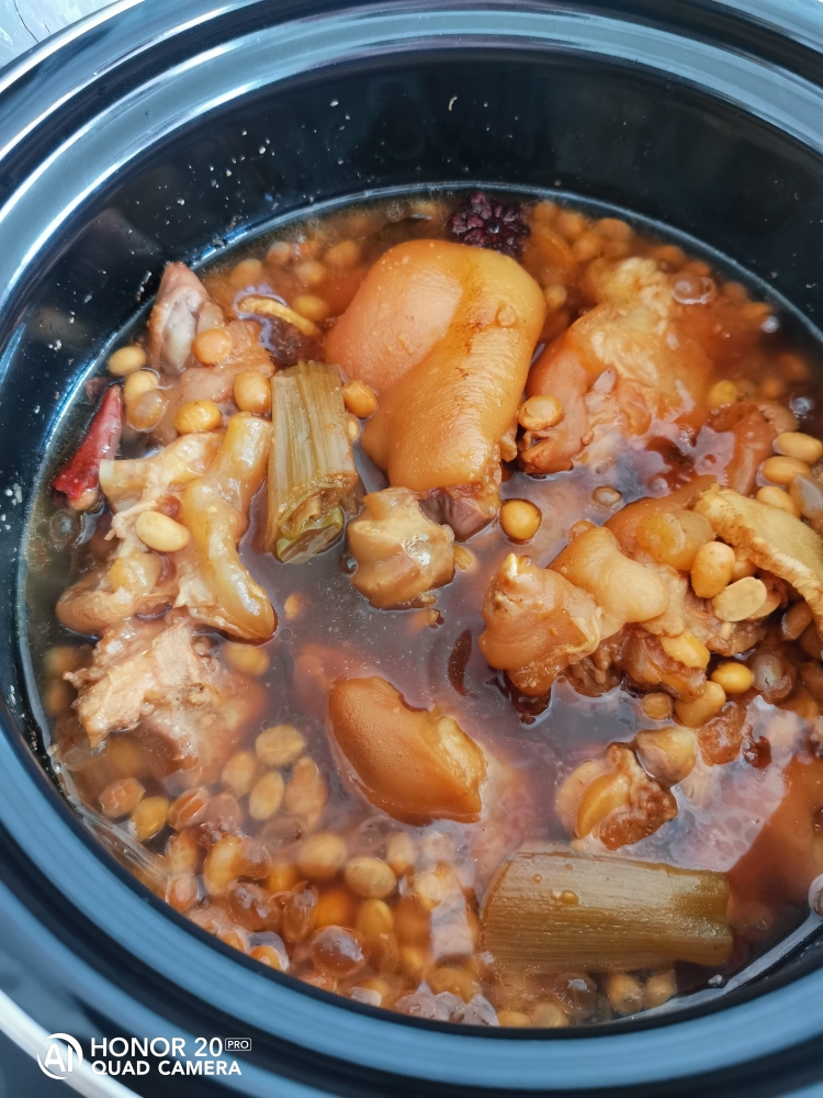 软烂入味的黄豆焖猪蹄电（压力锅版）的做法