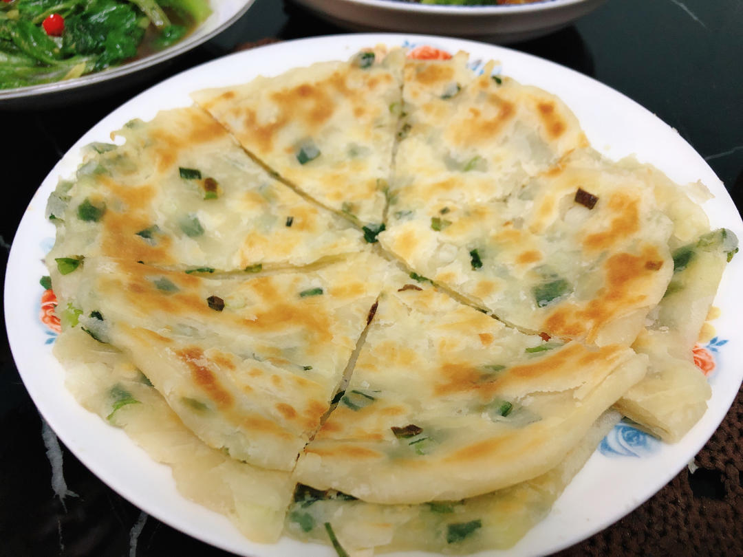 厨姐667做的家常葱花饼