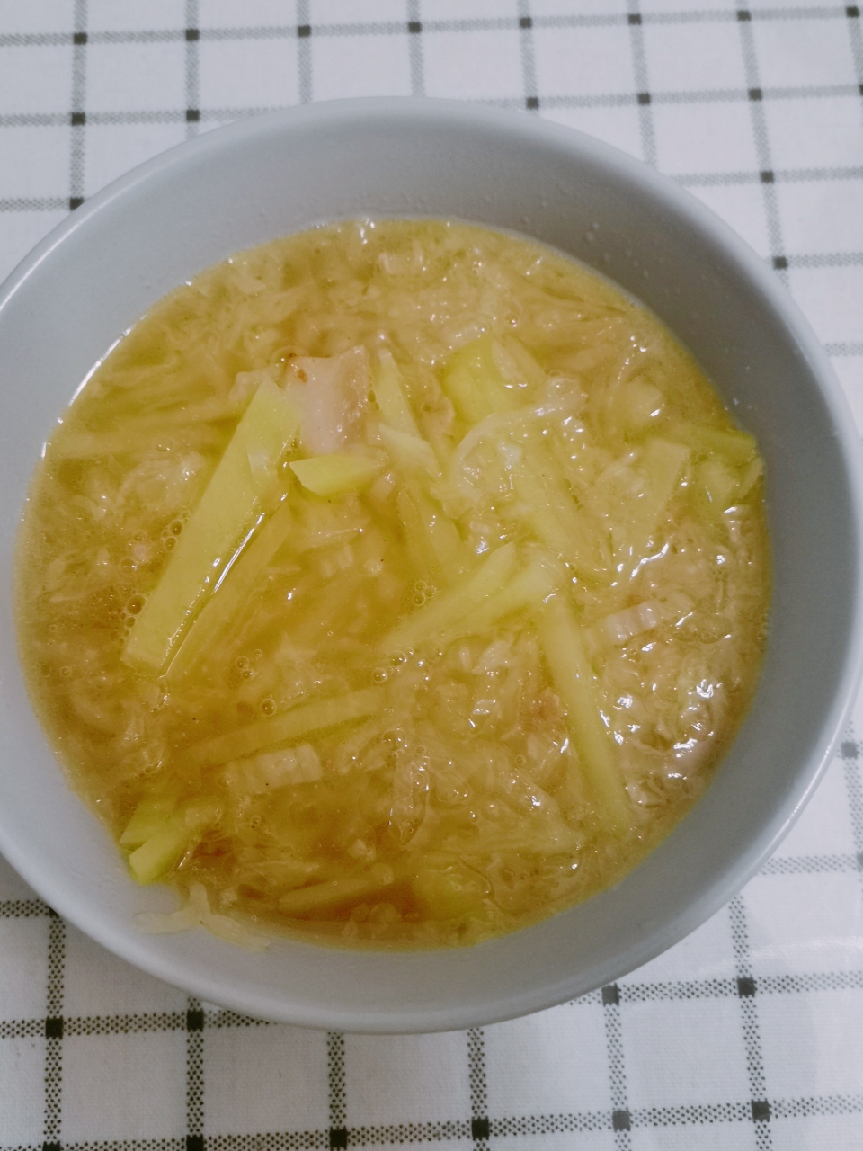 酸菜土豆汤的做法