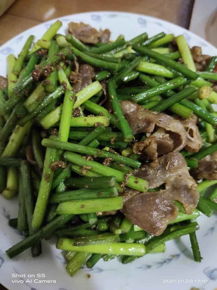 蒜苔炒羊肉片