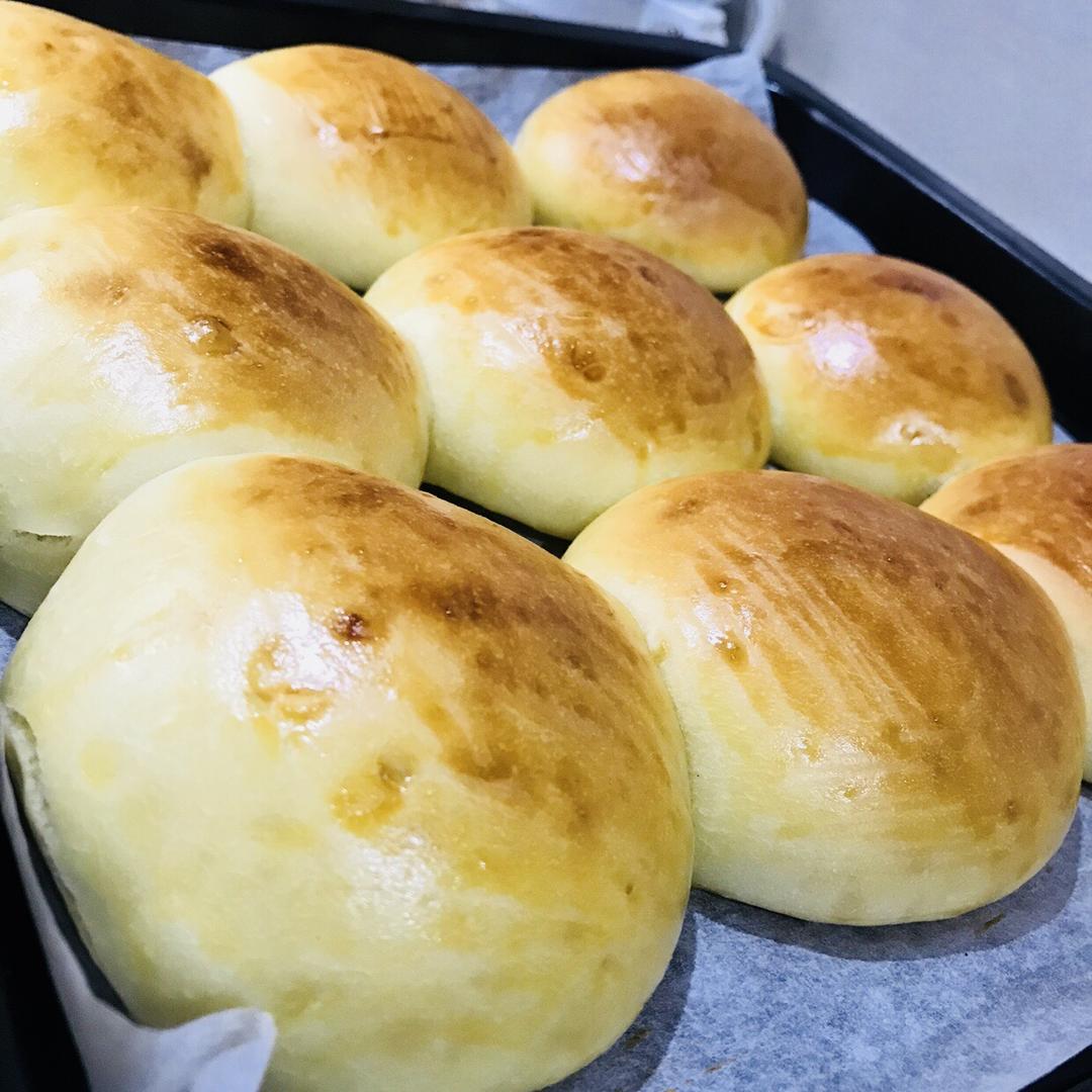 超软牛奶小餐包