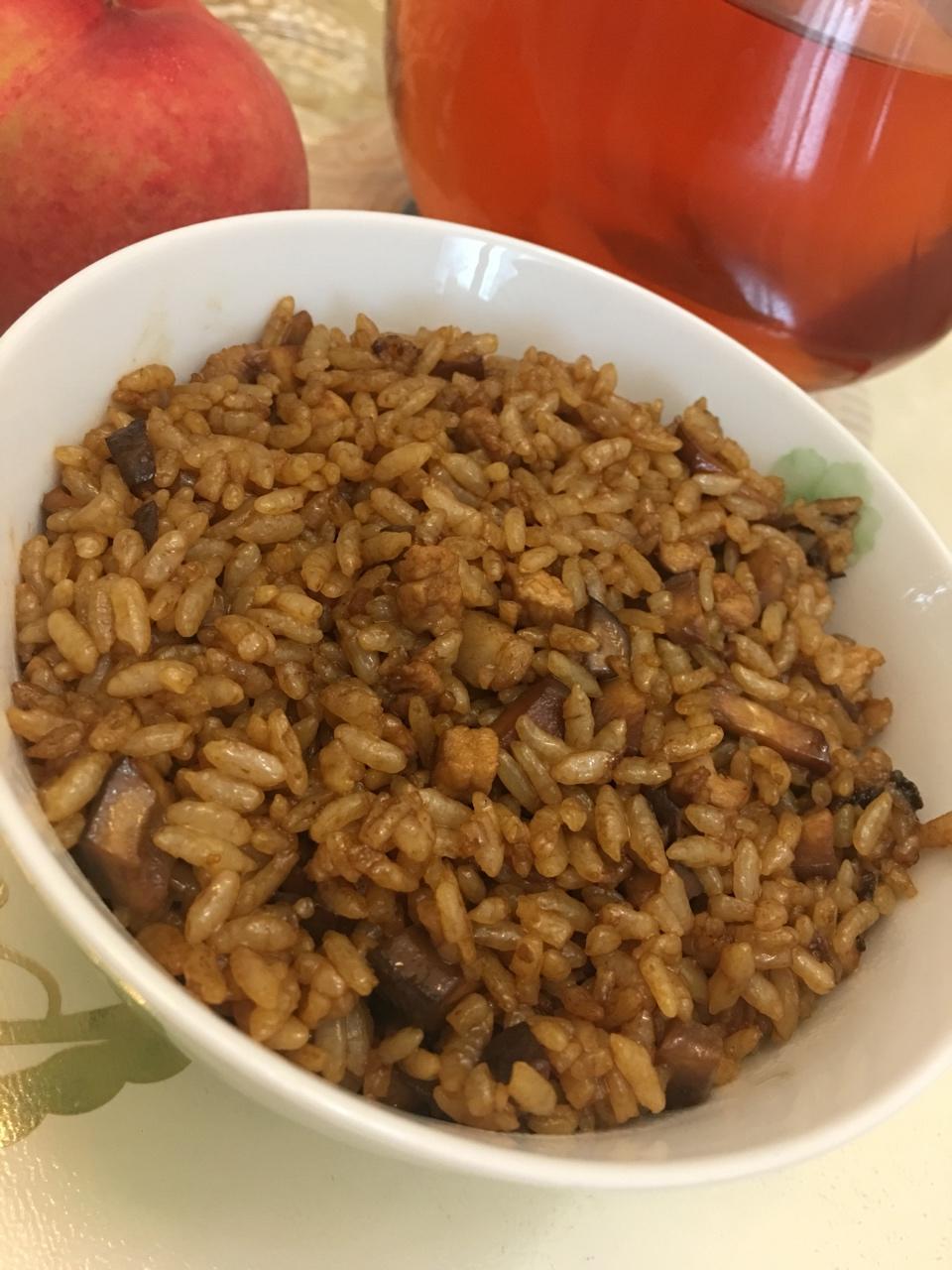 香菇肉丁油饭