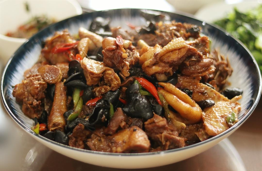 辣椒炒鸡（临沂家常）