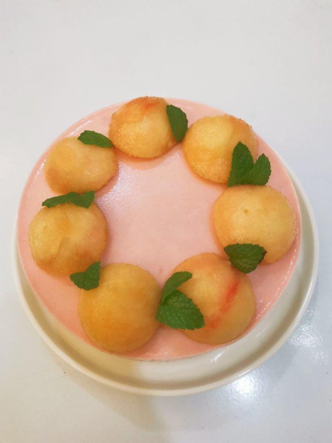 桃子的诱惑：蜜桃慕斯蛋糕