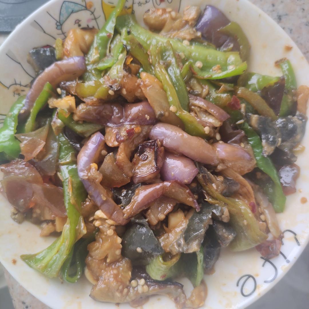 擂辣椒皮蛋茄子
