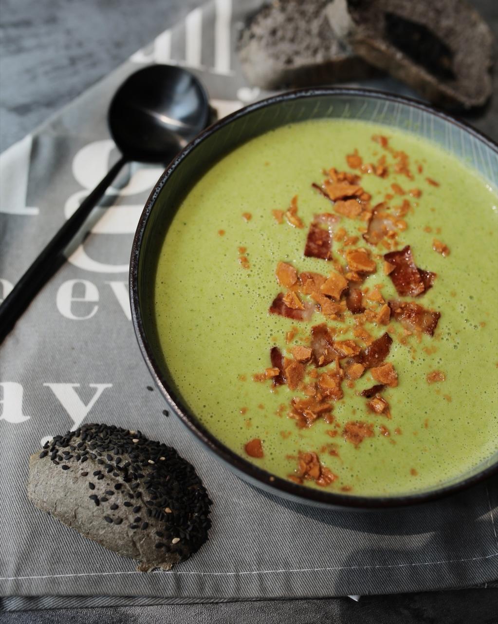 椰香西兰花浓汤