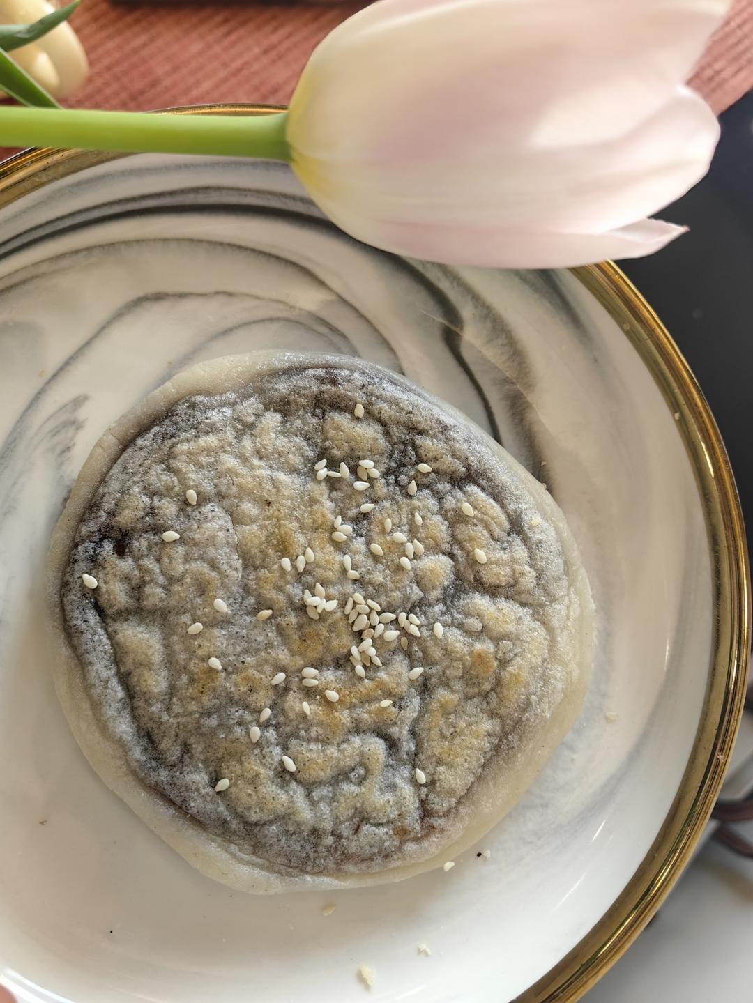 豆沙糯米饼，外皮酥脆内里软糯香甜