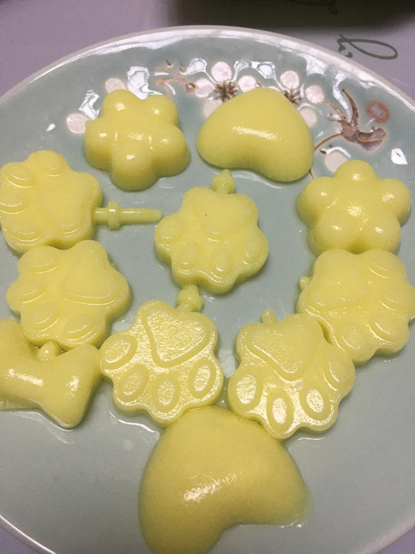 牛奶果冻（白凉粉版）