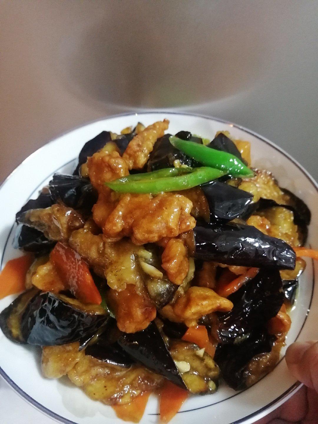 溜肉段烧茄子（东北硬菜呀哈哈）